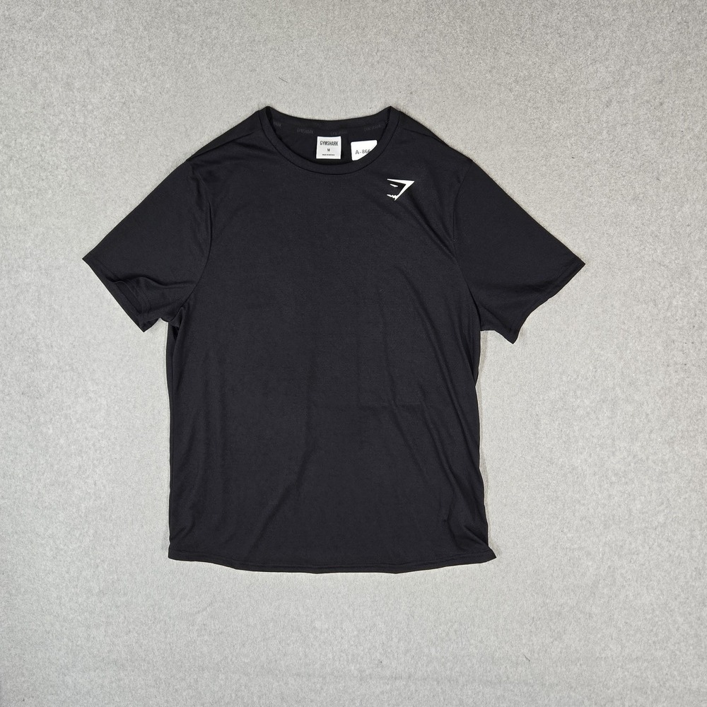 GYMSHARK Men Shirt M Black Arrival Logo Activewear Short Sleeve Lightweight